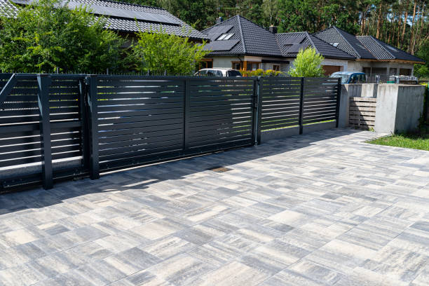 Best Residential Driveway Paver Services  in Lo, HI